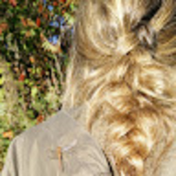 Meet your Posher, Anouk - Picture 1 of 1